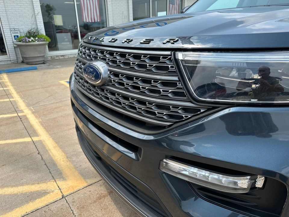 2022 Ford Explorer 6th Gen - Image 3 of 21