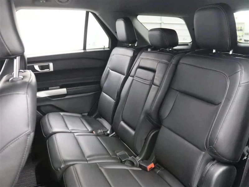 2022 Ford Explorer 6th Gen - Image 9 of 12