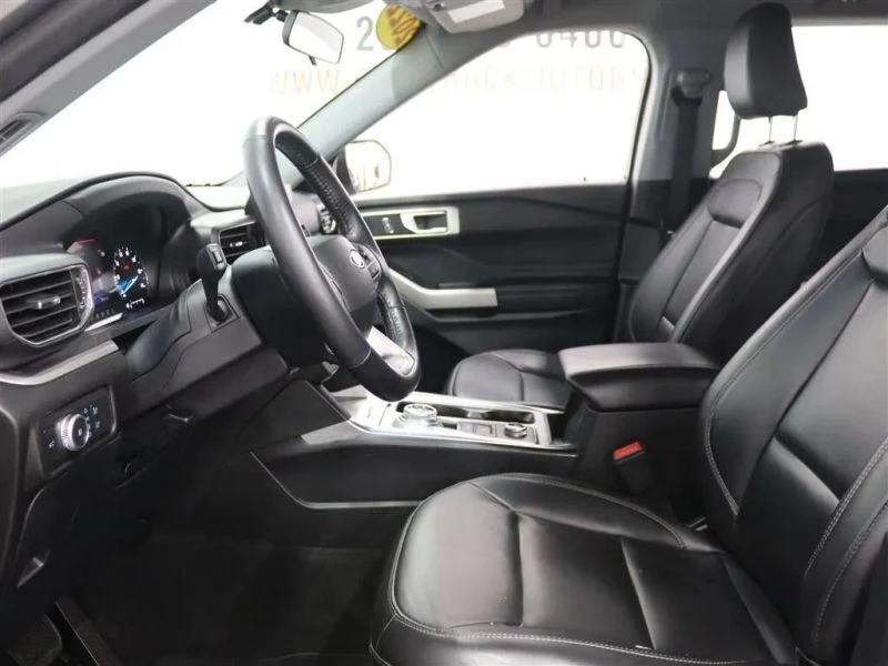 2022 Ford Explorer 6th Gen - Image 8 of 12