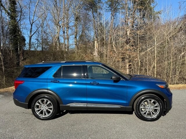 2022 Ford Explorer 6th Gen - Image 5 of 12