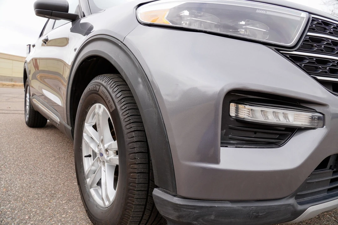2022 Ford Explorer 6th Gen - Image 24 of 31