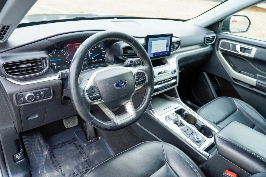 2022 Ford Explorer 6th Gen - Image 11 of 21