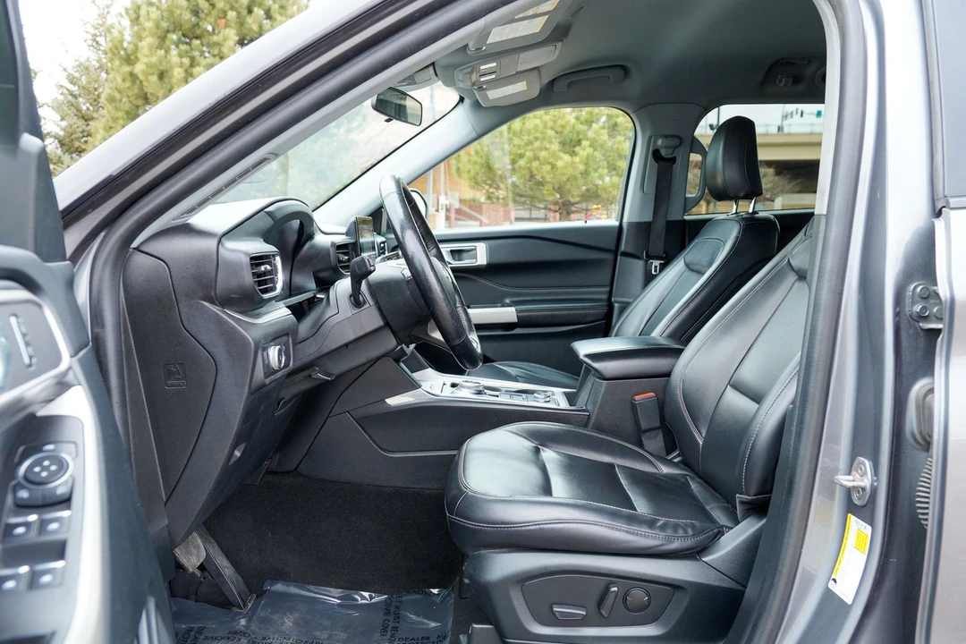 2022 Ford Explorer 6th Gen - Image 10 of 21