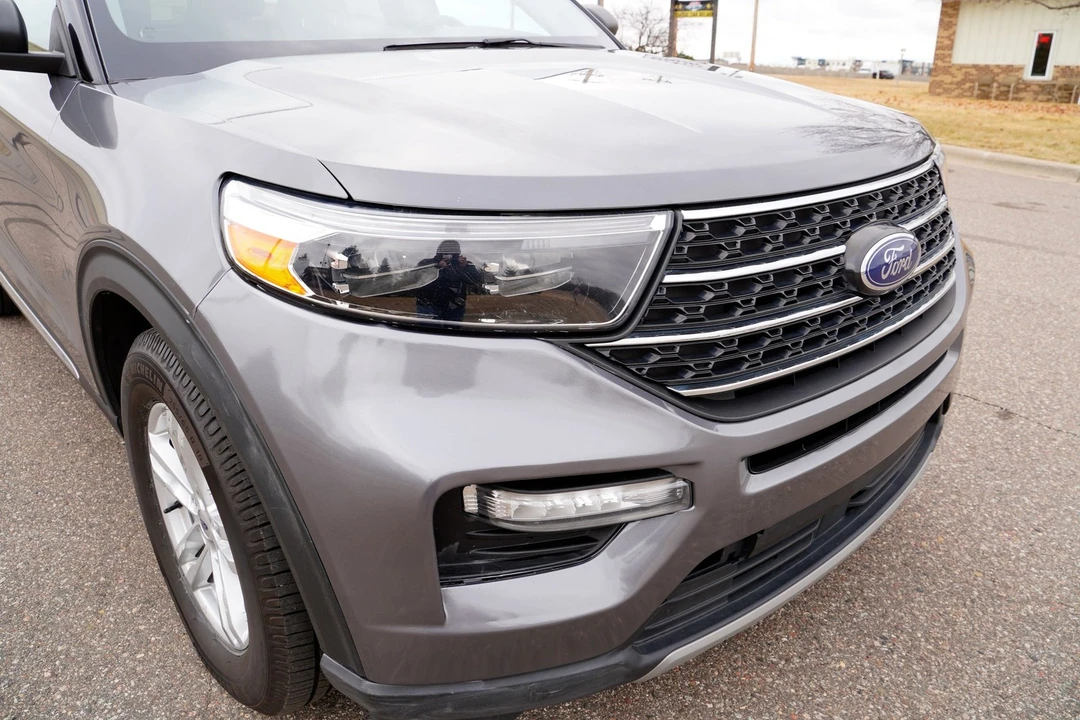 2022 Ford Explorer 6th Gen - Image 25 of 31