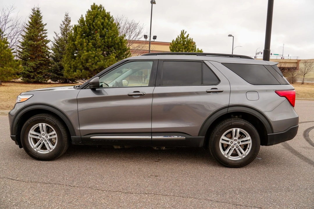 2022 Ford Explorer 6th Gen - Image 7 of 21