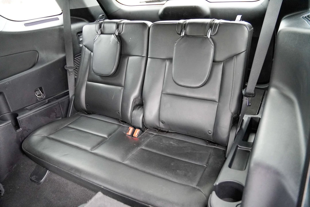 2022 Ford Explorer 6th Gen - Image 16 of 31