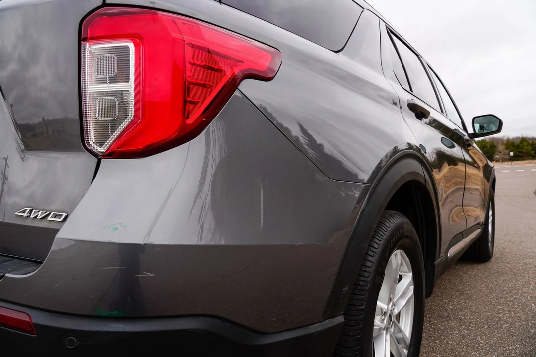 2022 Ford Explorer 6th Gen - Image 27 of 31