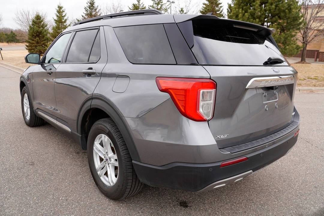 2022 Ford Explorer 6th Gen - Image 6 of 21