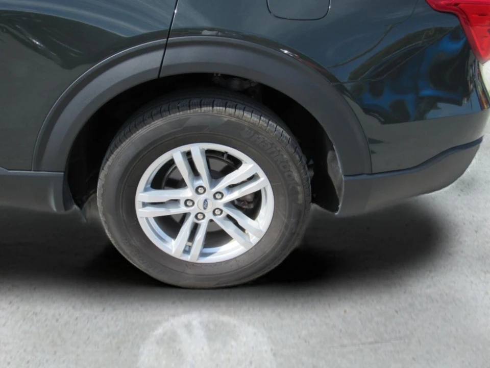 2022 Ford Explorer 6th Gen - Image 4 of 12