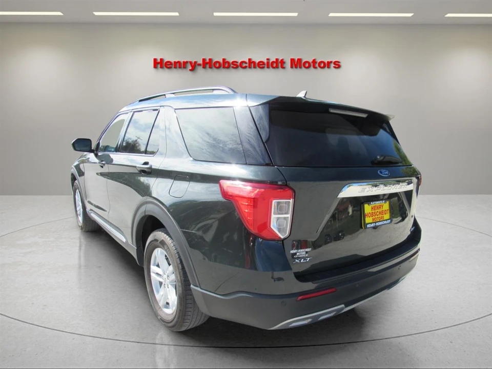 2022 Ford Explorer 6th Gen - Image 11 of 12