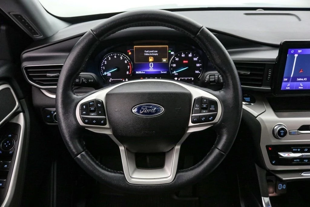 2022 Ford Explorer 6th Gen - Image 14 of 21