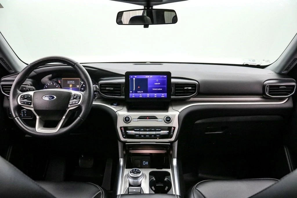 2022 Ford Explorer 6th Gen - Image 15 of 21