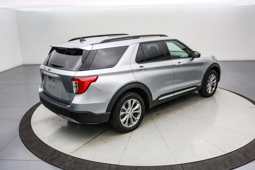 2022 Ford Explorer 6th Gen - Image 5 of 21