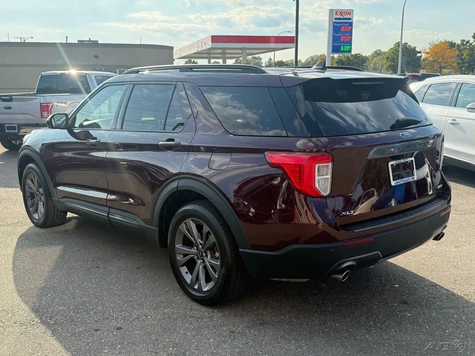 2022 Ford Explorer 6th Gen - Image 7 of 12