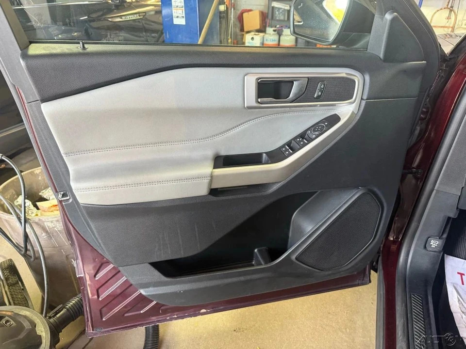 2022 Ford Explorer 6th Gen - Image 20 of 21