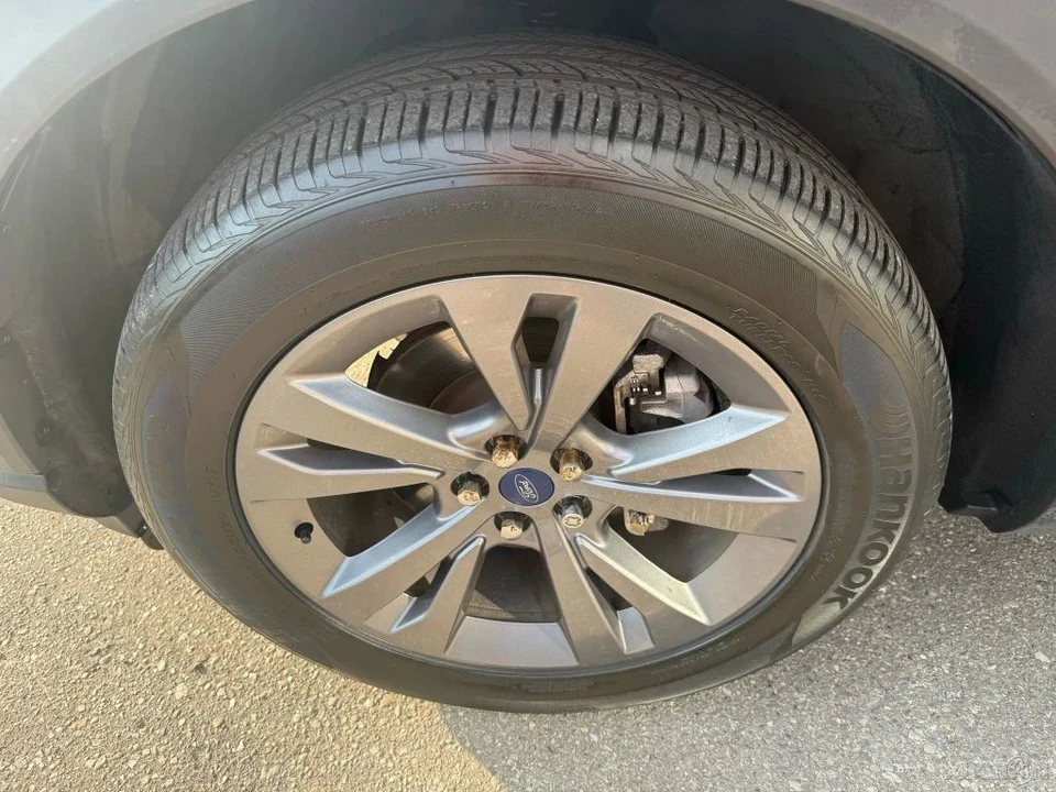 2022 Ford Explorer 6th Gen - Image 9 of 12
