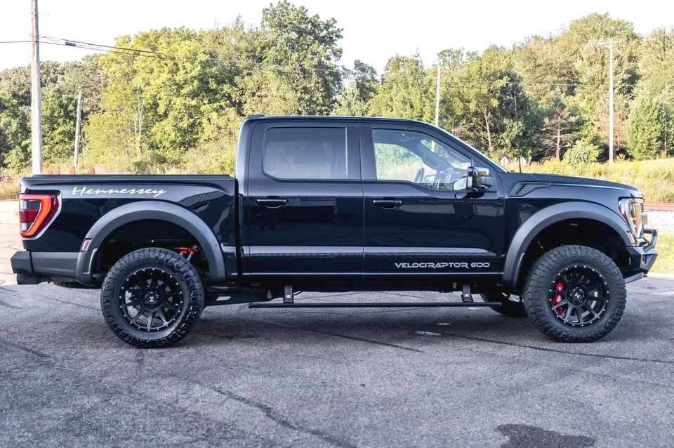 2022 Hennessey - Image 7 of 7
