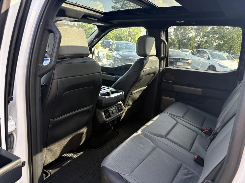 2022 Ford F-150 Lightning 14th Gen - Image 14 of 18