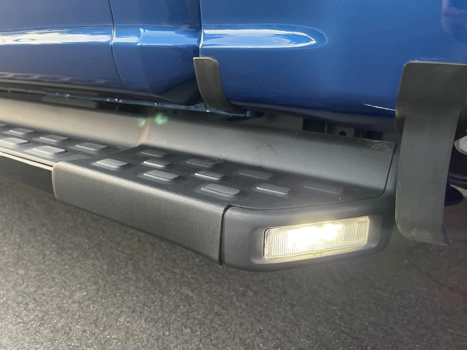 2022 Ford F-150 Lightning 14th Gen - Image 29 of 31