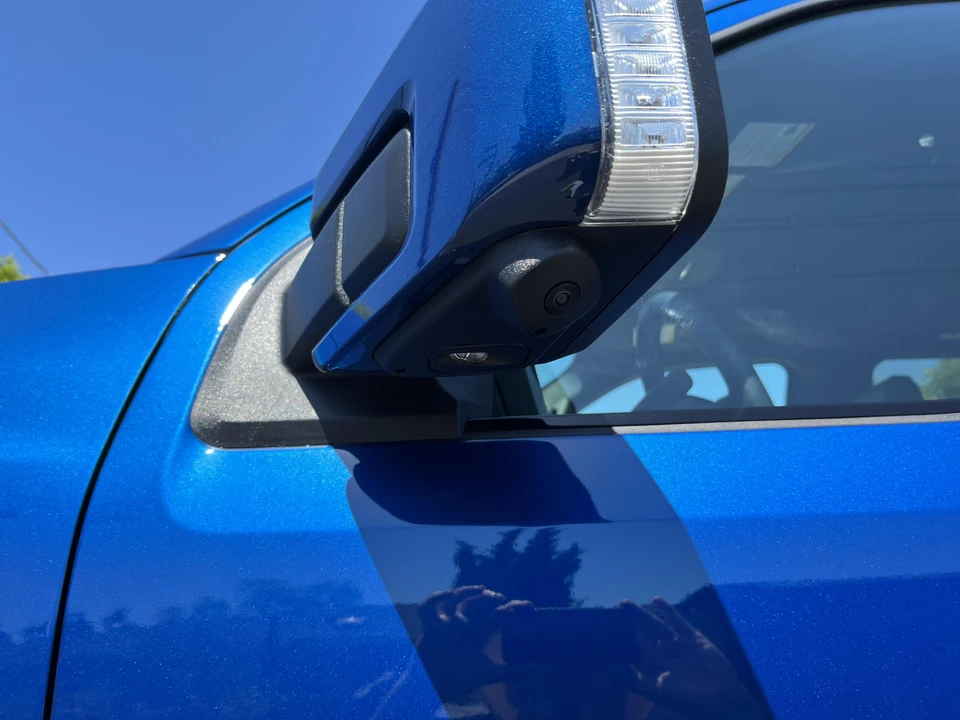 2022 Ford F-150 Lightning 14th Gen - Image 22 of 31