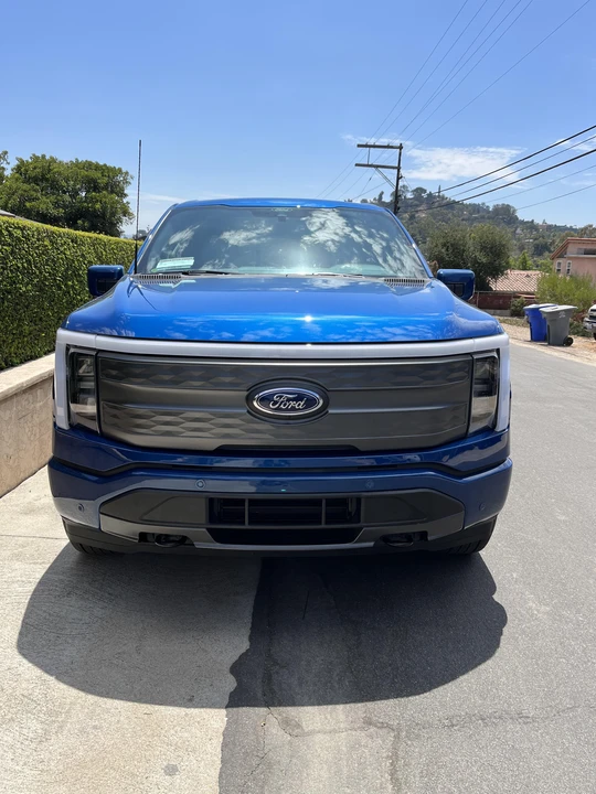 2022 Ford F-150 Lightning 14th Gen - Image 7 of 31