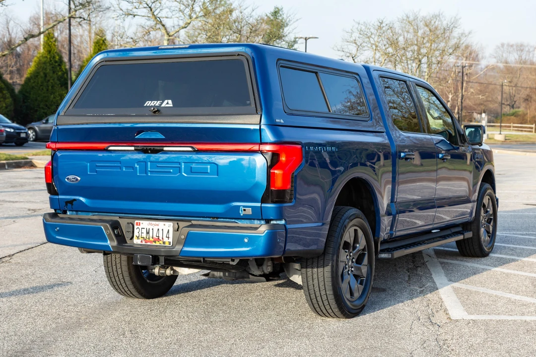 2022 Ford F-150 Lightning 14th Gen - Image 11 of 31
