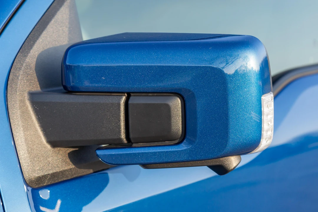 2022 Ford F-150 Lightning 14th Gen - Image 17 of 31