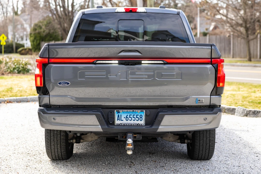 2022 Ford F-150 Lightning 14th Gen - Image 9 of 31