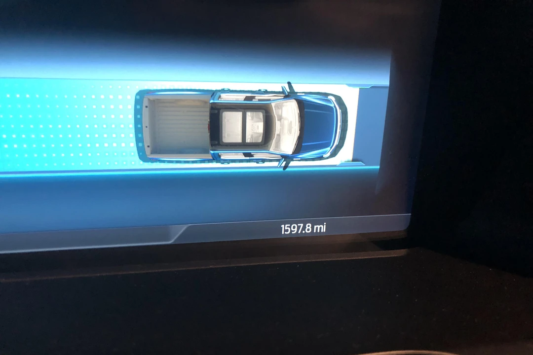 2022 Ford F-150 Lightning 14th Gen - Image 24 of 31