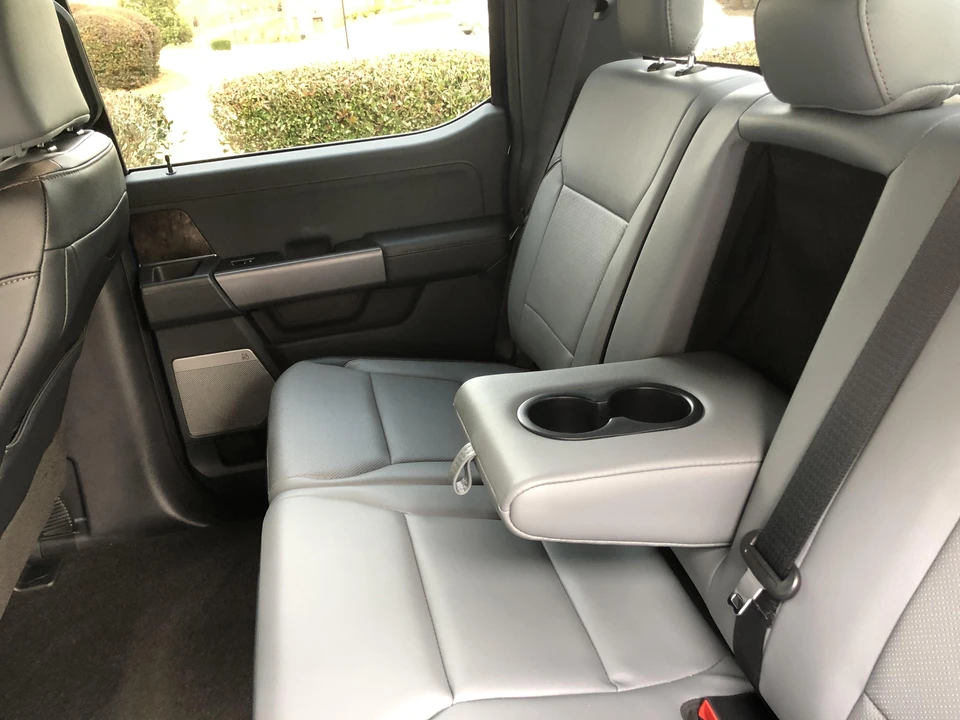 2022 Ford F-150 Lightning 14th Gen - Image 29 of 31