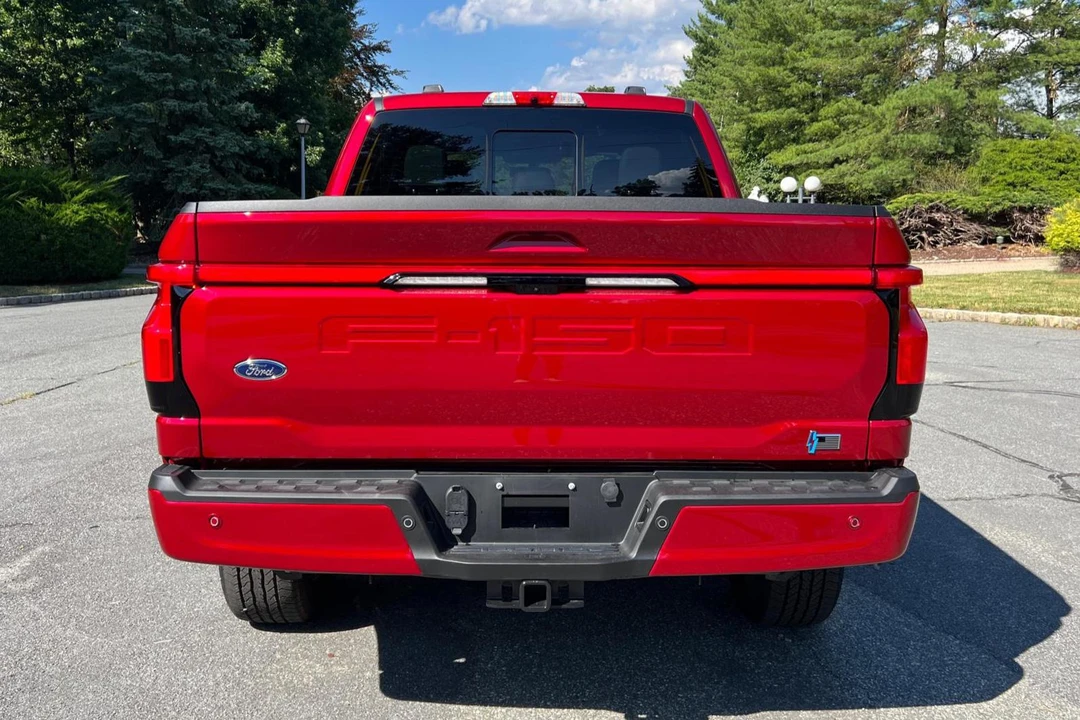 2022 Ford F-150 Lightning 14th Gen - Image 5 of 12