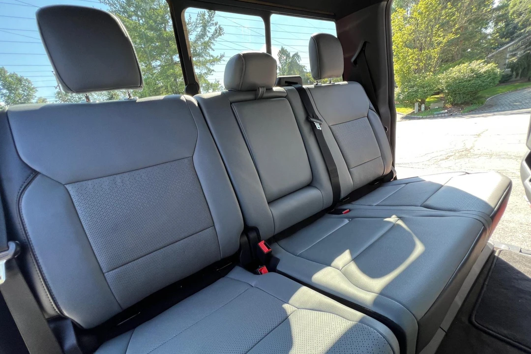 2022 Ford F-150 Lightning 14th Gen - Image 11 of 12