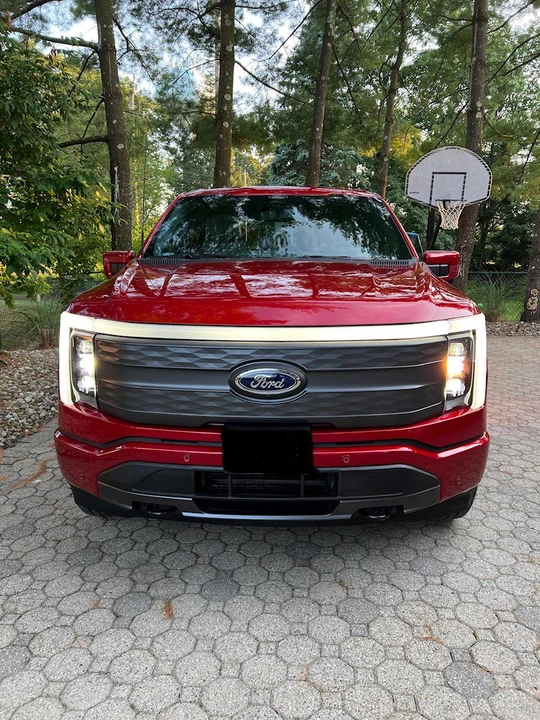 2022 Ford F-150 Lightning 14th Gen - Image 6 of 12