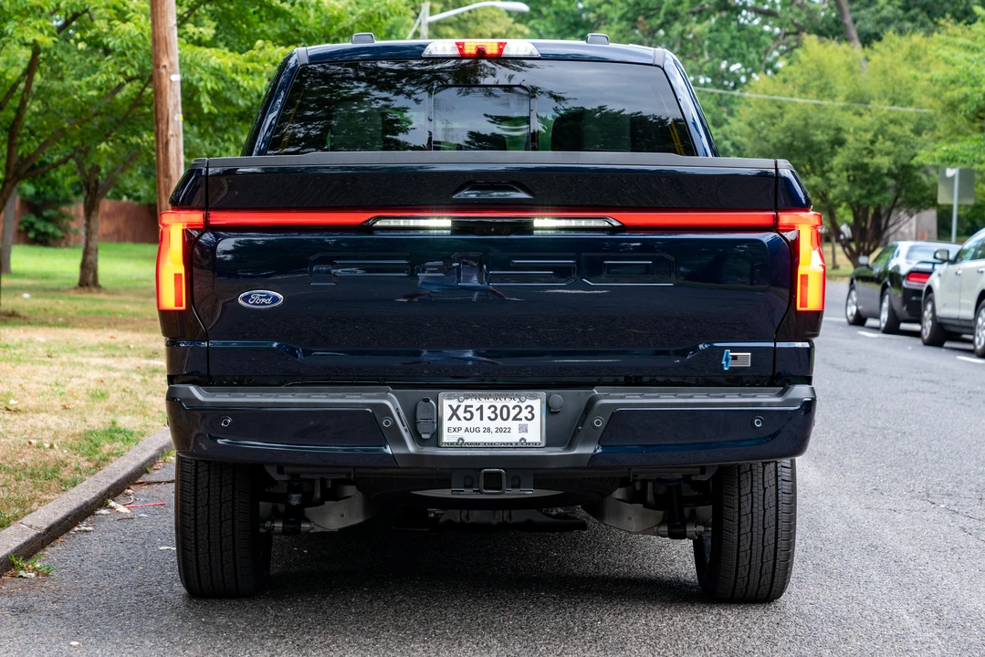 2022 Ford F-150 Lightning 14th Gen - Image 8 of 31