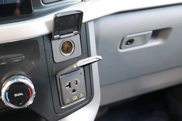 2022 Ford F-Series - Image 30 of 31