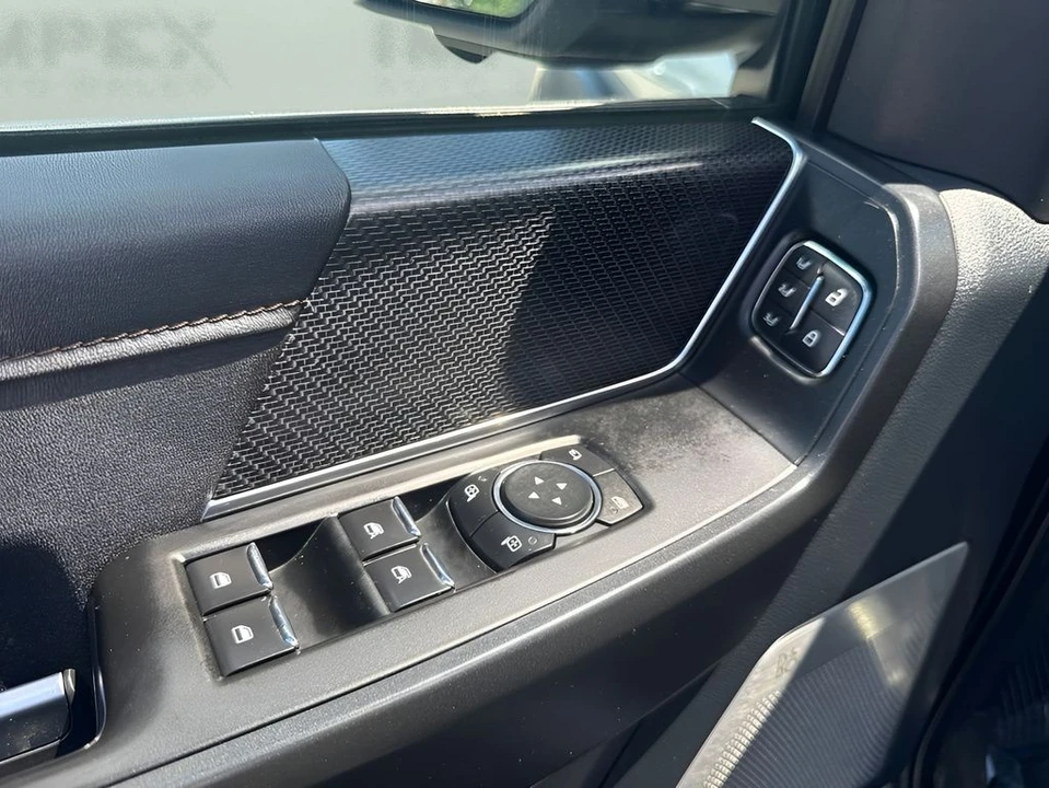 2022 Ford F-150 Raptor 14th Gen - Image 29 of 31