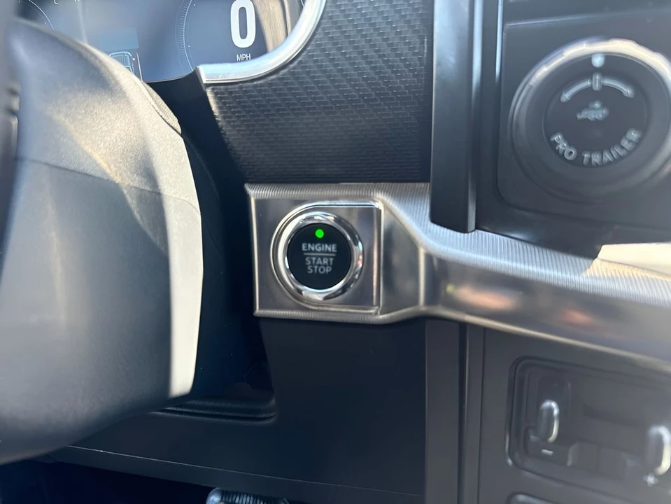 2022 Ford F-150 Raptor 14th Gen - Image 24 of 31