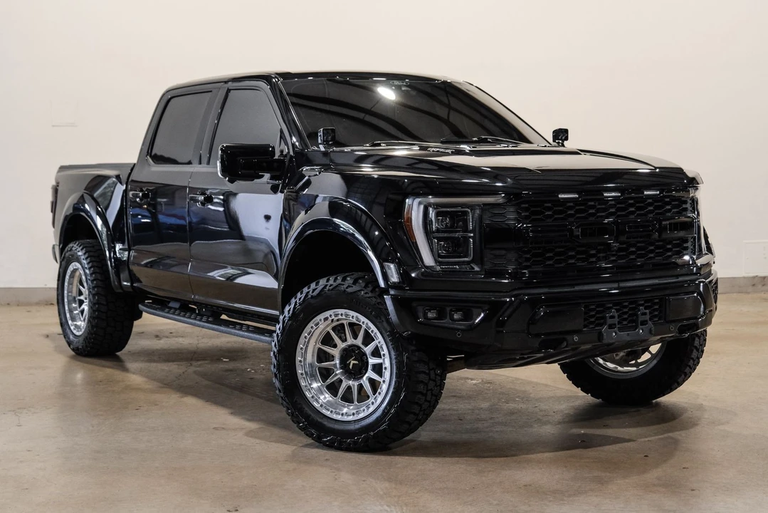 2022 Ford F-150 Raptor 14th Gen - Image 9 of 12