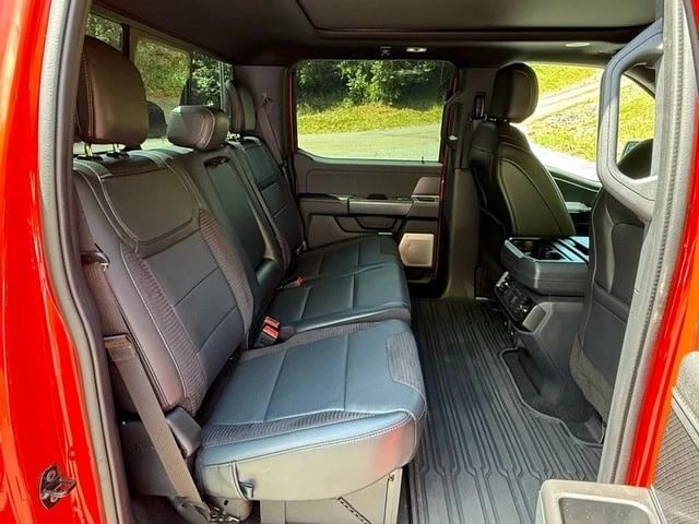 2022 Ford F-150 Raptor 14th Gen - Image 23 of 31