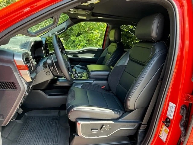 2022 Ford F-150 Raptor 14th Gen - Image 16 of 31