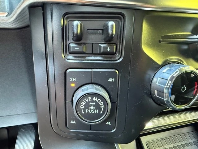 2022 Ford F-150 Raptor 14th Gen - Image 28 of 31