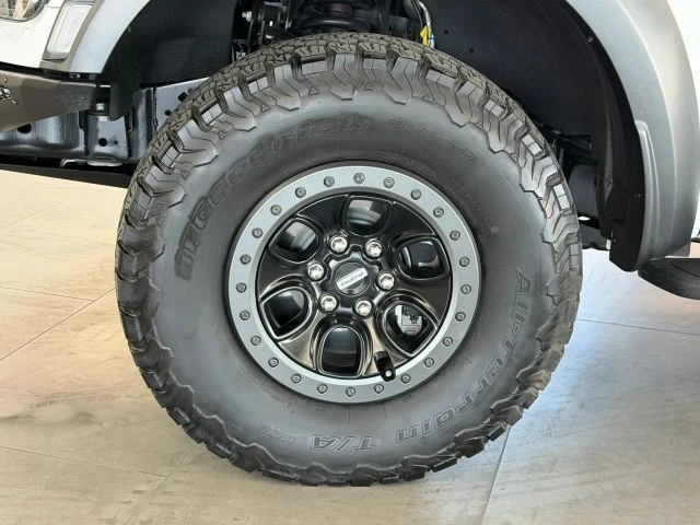 2022 Ford F-150 Raptor 14th Gen - Image 29 of 31
