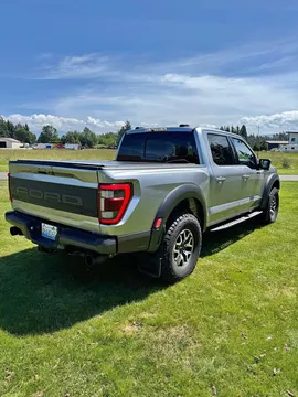 2022 Ford F-150 Raptor Pickup 4D 5 1/2 ft