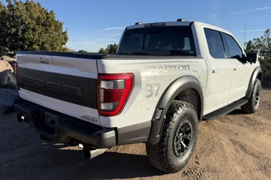 2022 Ford F-150 Raptor 14th Gen - Image 2 of 8