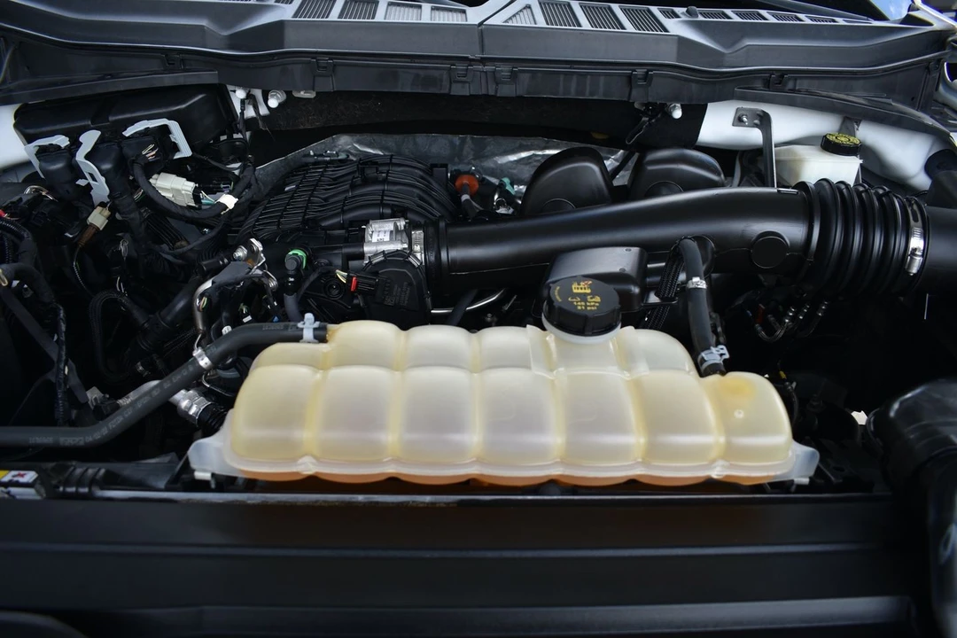 2022 Ford F-150 14th Gen - Image 18 of 19