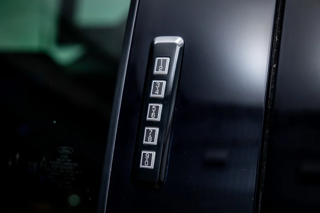2022 Ford F-150 14th Gen - Image 17 of 21