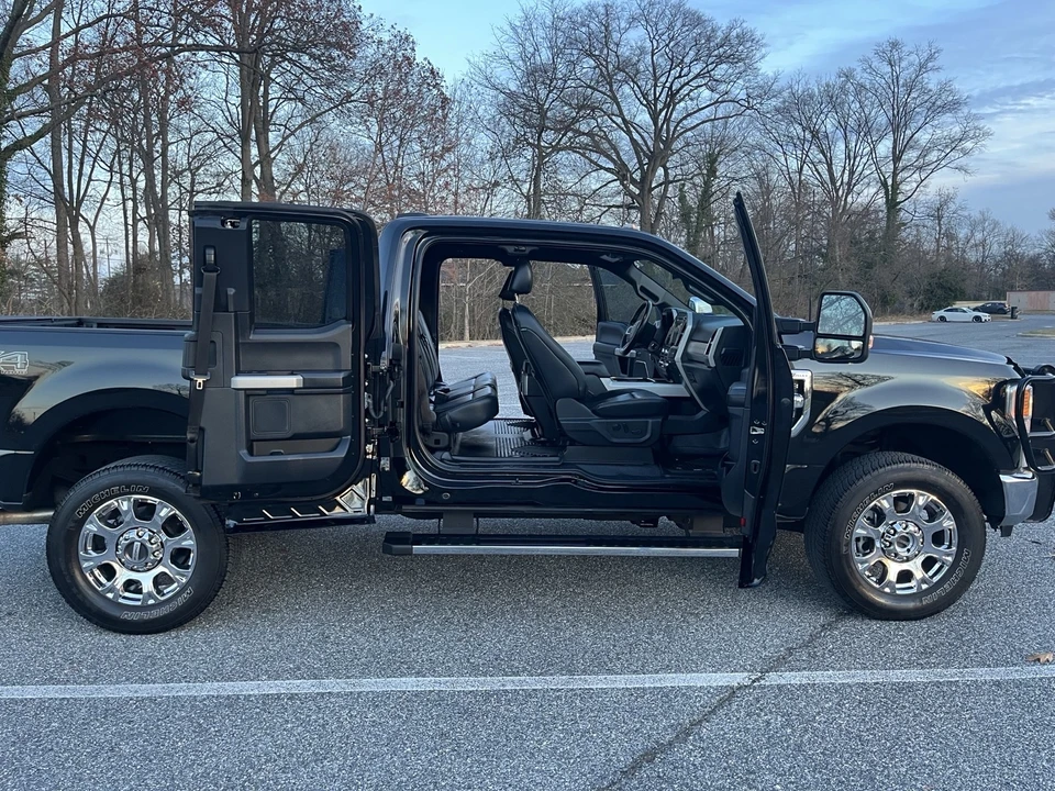 2022 Ford Super Duty 5th Gen - Image 17 of 21