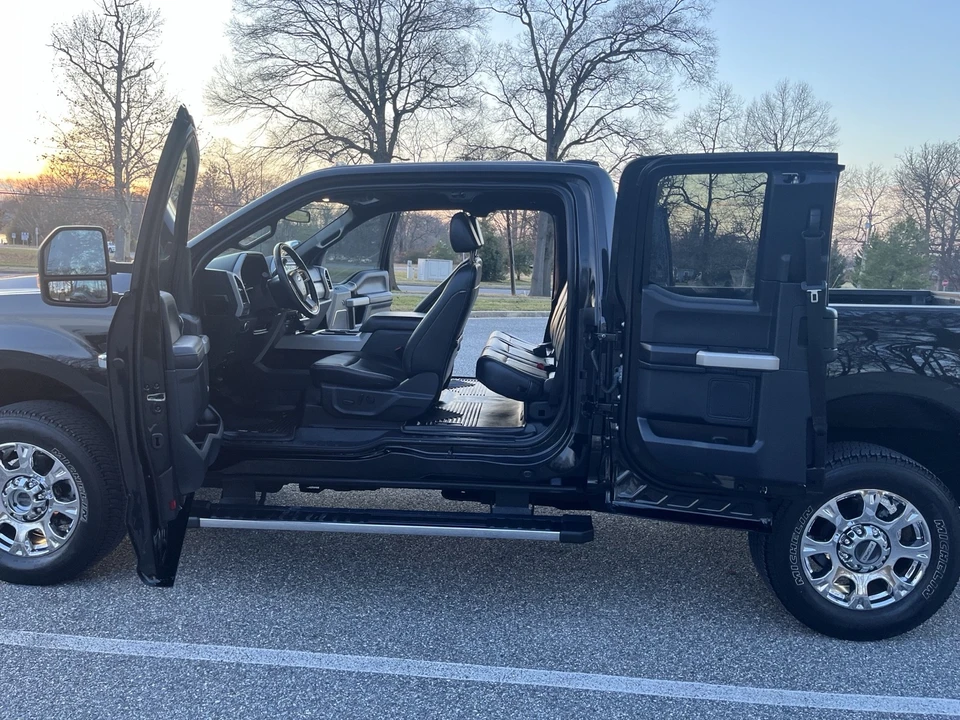 2022 Ford Super Duty 5th Gen - Image 14 of 21
