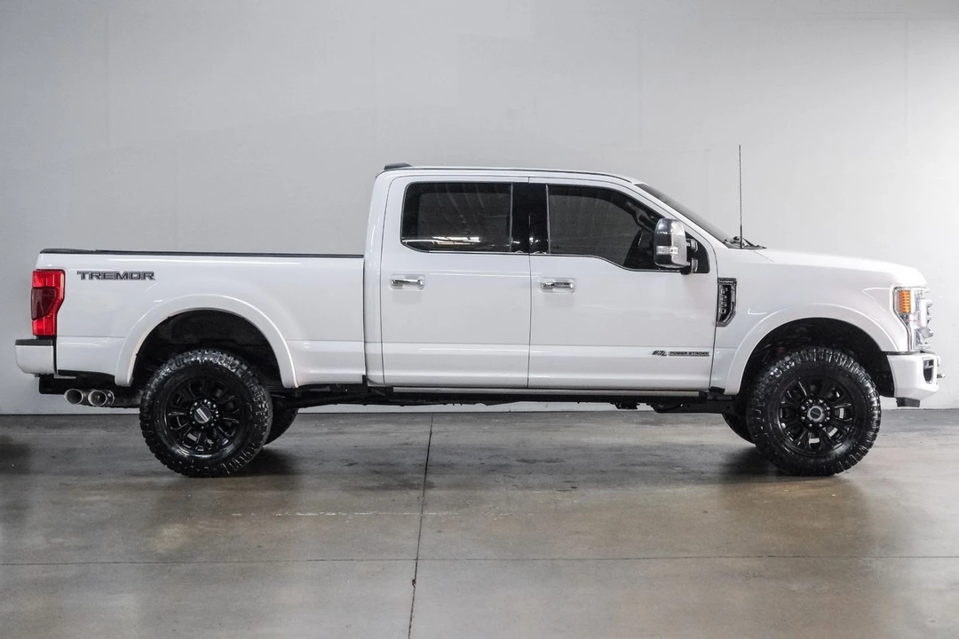 2022 Ford Super Duty 4th Gen - Image 9 of 12