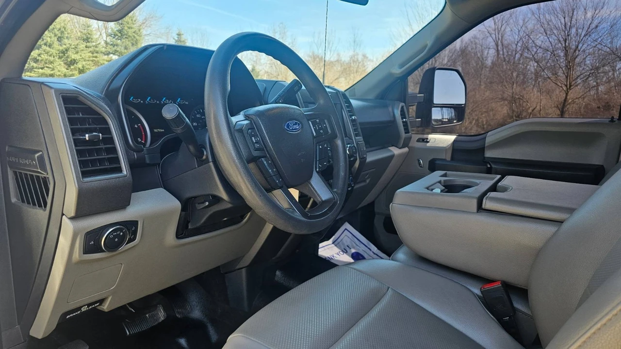 2022 Ford Super Duty 4th Gen - Image 9 of 15
